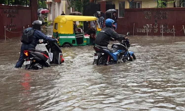 ভারতে ধেয়ে আসছে ঘূর্ণিঝড় ‘জাওয়াদ’